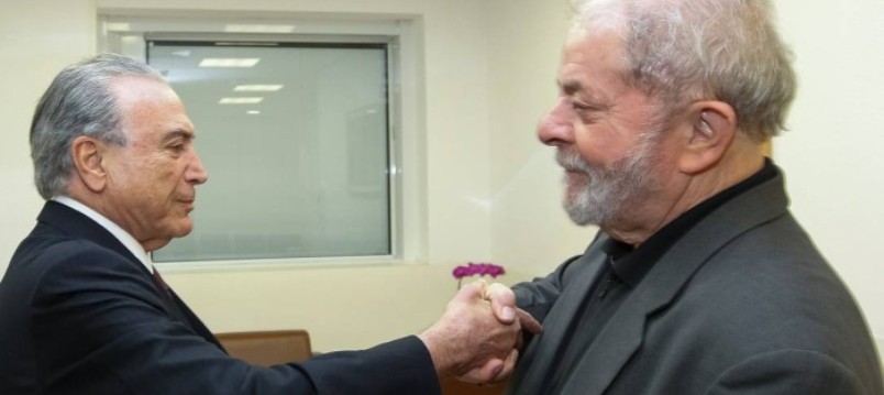 Sob gritos de “assassino”, Temer presta condolências a Lula em hospital; Veja vídeo