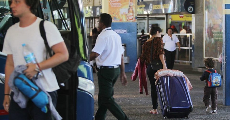 Comprovante de vacinação vai ser exigido para uso do transporte intermunicipal na Bahia