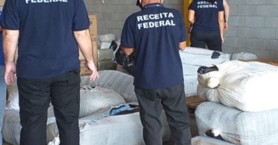 Depósito com produtos falsificados é descoberto em Salvador; mercadorias são avaliadas em R$ 100 mil