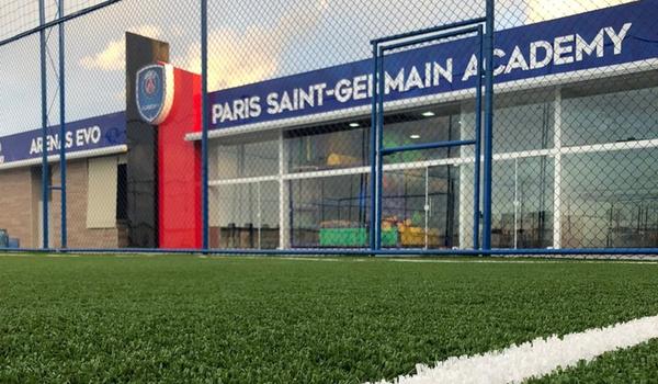 Escola de futebol do Paris Saint-Germain abre maior franquia do país na Bahia; atividades começam em outubro