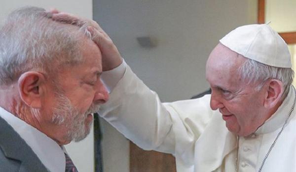 Lula se encontra pela primeira vez com Papa Francisco; 