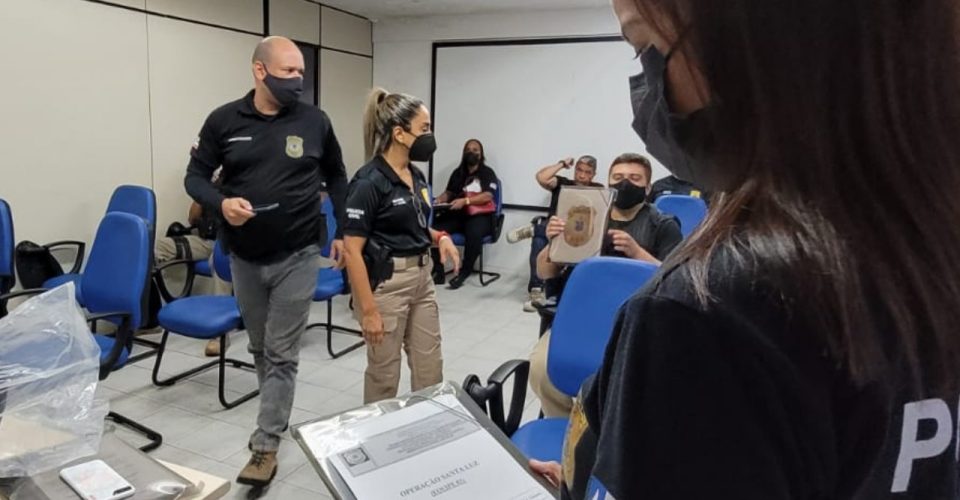 Operação Santaluz: Draco cumpre 13 mandados de busca e apreensão contra ex-funcionários do Detran na Bahia