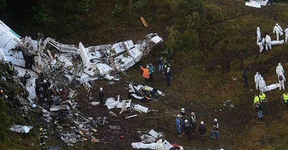 PF prende controladora que aprovou plano de voo da Chape; 71 pessoas morreram no trágico acidente, em 2016