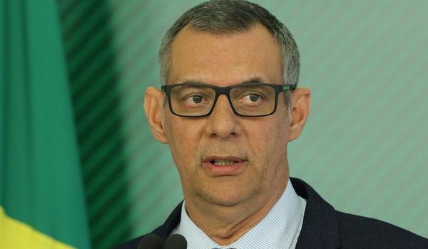 Porta-voz da Presidência, general Otávio Santana é exonerado do cargo