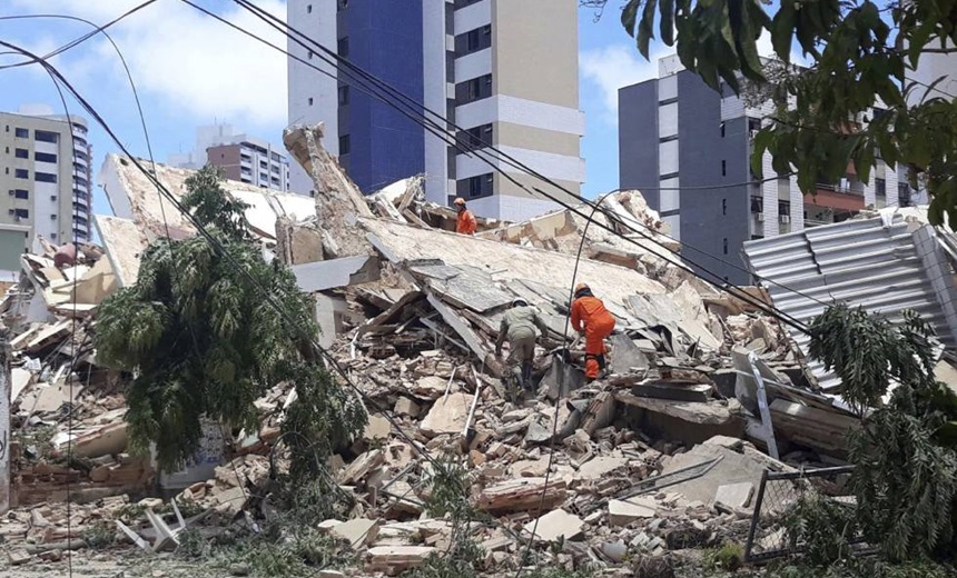 Sobe para 4 número de mortes no desabamento de prédio em Fortaleza