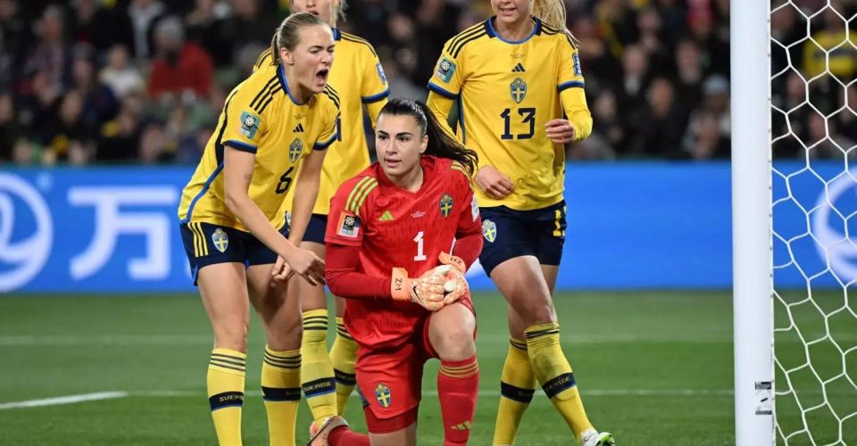 Copa do Mundo Feminina: Nos pênaltis, Suécia elimina EUA nas oitavas de final