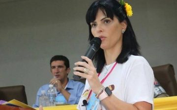 Prefeita de Morro do Chapéu reclama de professores municipais: 'Fecha a boquinha'