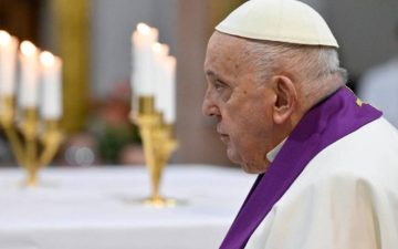 Papa Francisco cancela participação na via-crúcis em Roma por motivos de saúde