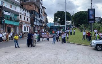 Via da Estação Lapa é liberada após manifestação dos rodoviários em Salvador