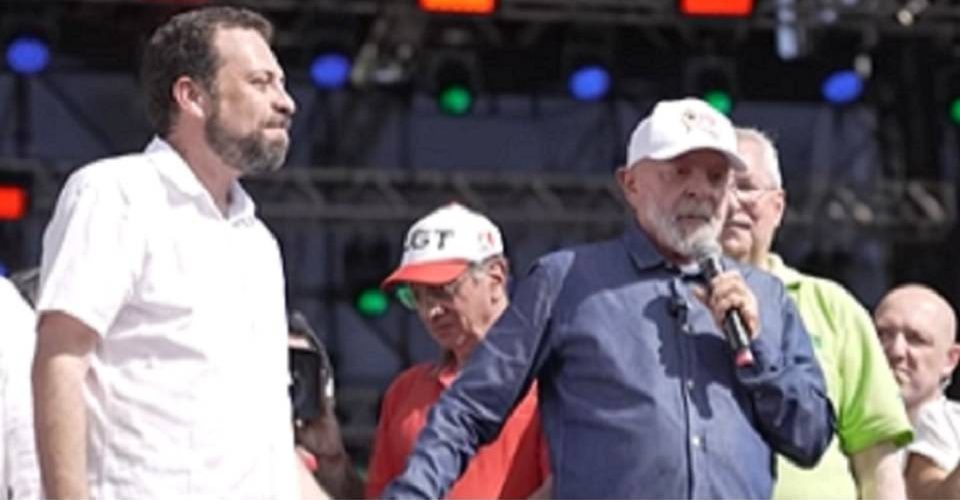 Lula pede voto para Boulos em ato do 1º de Maio e adversários reagem na rede